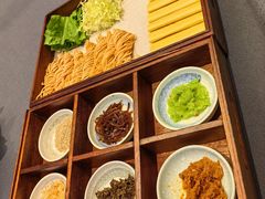 -鲁采LU STYLE(新天地店)