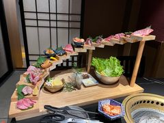 -山川小町·极番烧肉(新地假日广场店)