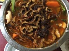 -溢心园香河肉饼总店
