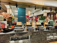 -金马门国际美食百汇(珞喻路店)