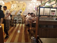 大堂-悦来悦牛潮汕牛肉火锅(大浪店)