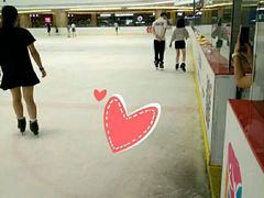 -冠军冰场CHAMPION RINK(环球银泰城店)