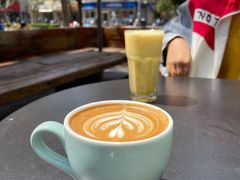 拿铁-VESH COFFEE(定西路店)