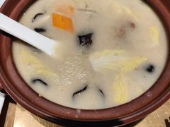 京城酥肉锅-四季民福烤鸭店(西单华威约饭街店)