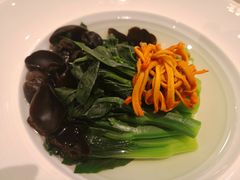 泉水木耳浸有机菜心-广州文华东方酒店·江-由辉师傅主理