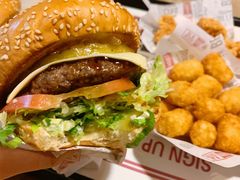 -The Habit Burger Grill 哈比特汉堡(复兴soho店)