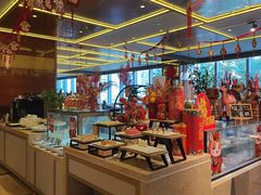 -大中华希尔顿酒店-念自助餐·嗨啤·小龙虾