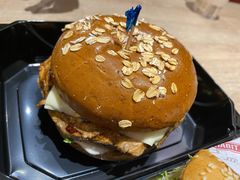 -The Habit Burger Grill 哈比特汉堡(爱琴海店)