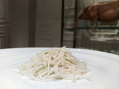 掐菜炒鸡丝-宴锦堂·西院私房菜