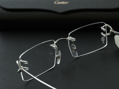 -目艮眼镜SHOWROOM(品牌集合店)