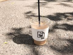 拿铁-JPG coffee(广州体育西店)
