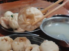 肉包-红帽叔叔包子