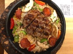-必胜客(WOW中心城店)