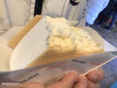 奶砖冰激凌-沃洛格达(万象城n次方店)