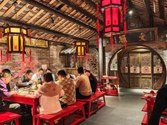 -小龙翻大江文化火锅(宽窄店)