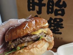 -虹桥艺术中心