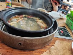 -濠轩阁特色生蚝火锅(水湾路店)