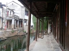 -丝绸小镇荻港古村