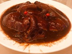 扒烧整猪头-扬州饭店(东关街店)