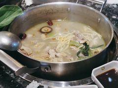 -一席地·本地鸡窝·杭帮鸡火锅(萧山银隆百货店)
