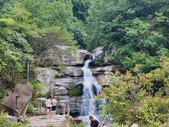 -麻城大别山桐枧冲瀑布群风景区