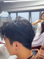 点击看大图 -宫铭烫发染发接发店