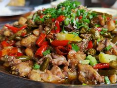 -廖哥泡椒兔(峨眉店)