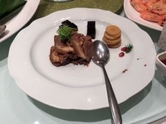 鸿运乳猪-味茂·老船夫1927(东海东路店)