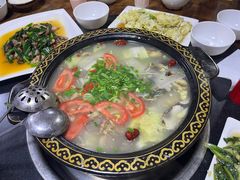 -八美镇邛崃土地坡饭店