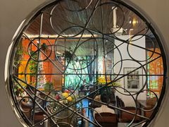 -Cuc Gach Quan Restaurant