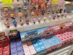 -泡泡玛特POPMART(上海环球港店)
