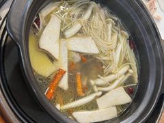 -濠轩阁特色生蚝火锅(水湾路店)