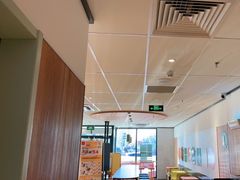 -麦当劳(玉桥中路店)