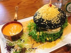 瀑布芝士牛肉汉堡-肥韬茶餐厅(南山mini店)