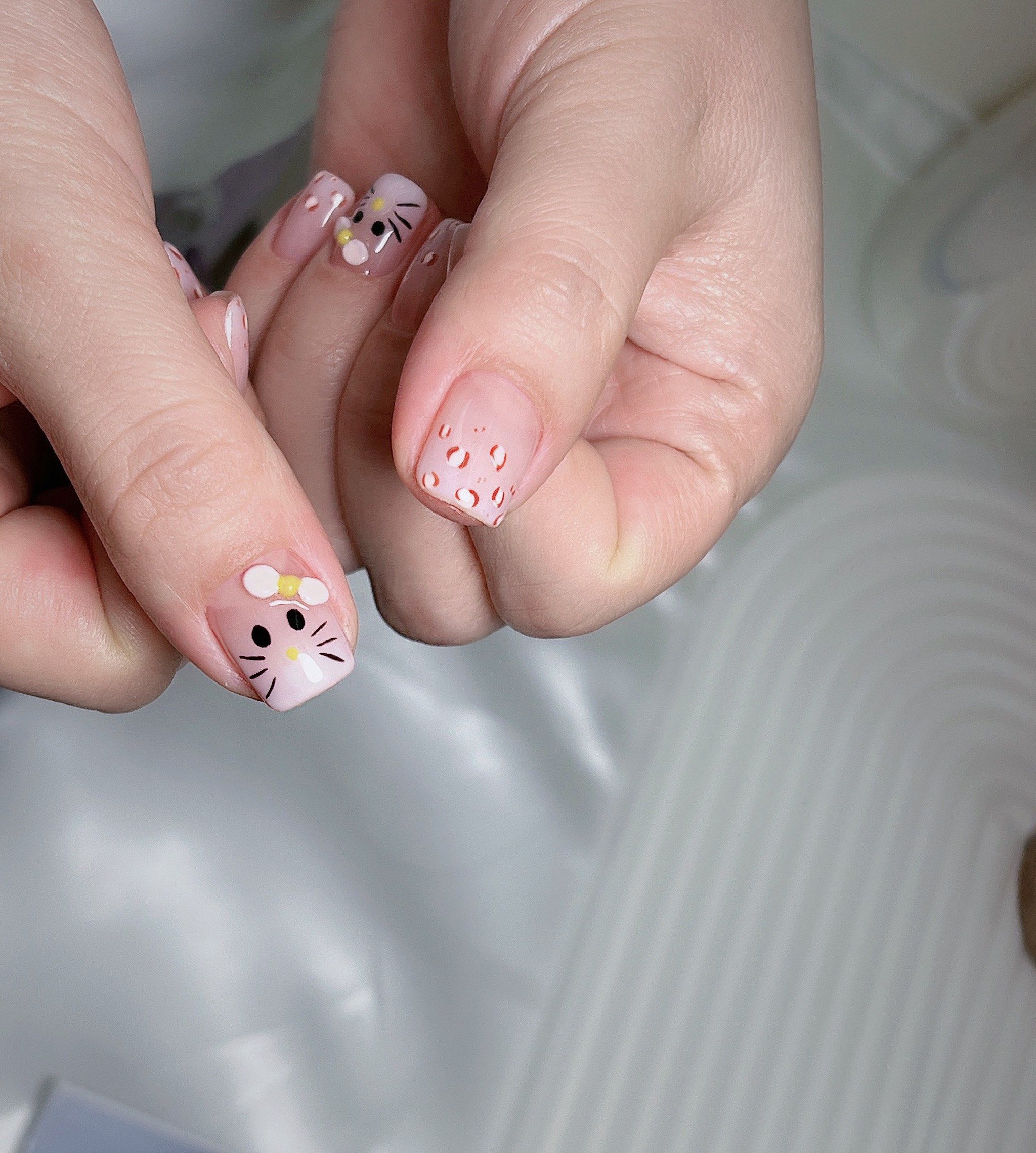 可爱猫咪豹纹美甲