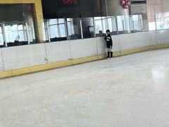 -冠军冰场CHAMPION RINK(百联又一城店)