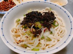 老北京炸酱面-海碗居(王府井店)