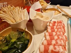 -海底捞火锅鲜切牛肉主题店(长寿路店)