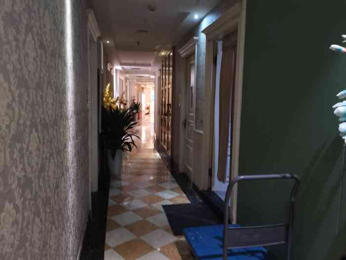 富侨概念会所光华店-"说实话呢,环境还不错.就是空调开的太给力.