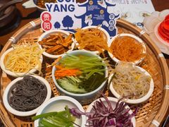 -包整·丝娃娃(甲秀楼景观店)