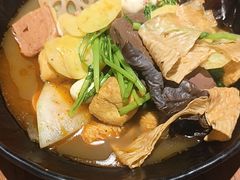 -万记麻辣烫国展总店