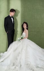 -至臻微拉婚纱摄影