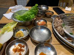 -姜虎东白丁烤肉(虹桥天地店)
