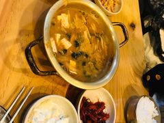 田螺大酱汤-金北顺大锅家(신사본점)