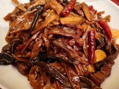 -千百味红餐厅·江西菜(绿地双子塔店)