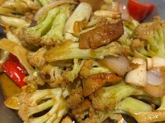 -小菜园新徽菜(芜湖奥特莱斯店)