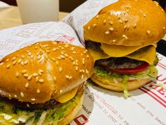 -The Habit Burger Grill 哈比特汉堡(爱琴海店)