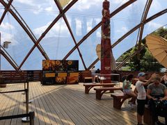 -怀托摩萤火虫洞