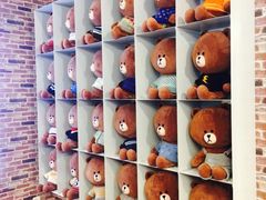 -LINE FRIENDS Garosu-gil Flagship Store