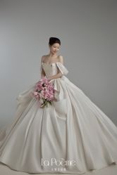 -乐派诗婚纱摄影